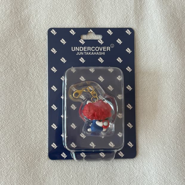 언더커버 x 헬로키티 키링