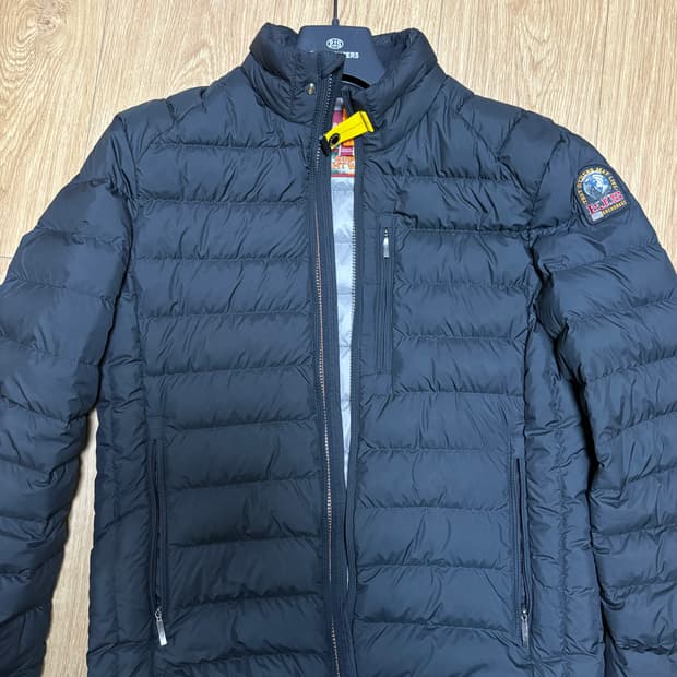 [M] 파라점퍼스 유고 숏 다운 자켓 블랙 - 25FW