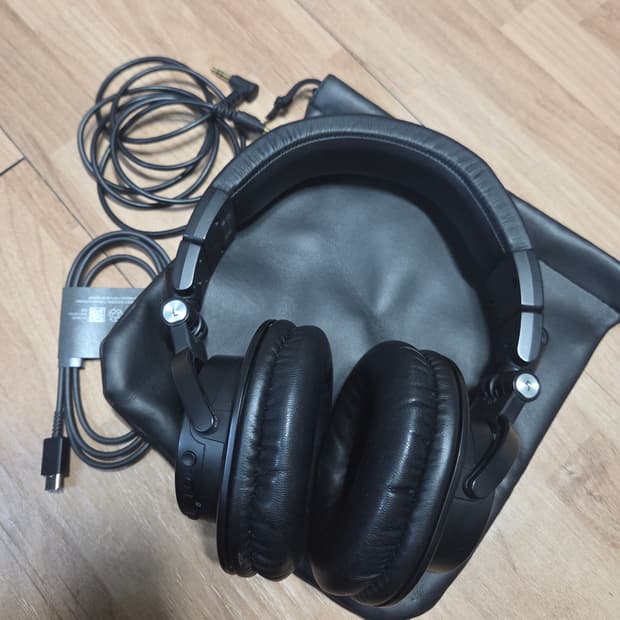 오디오테크니카 ATH-M50x 헤드폰 블랙