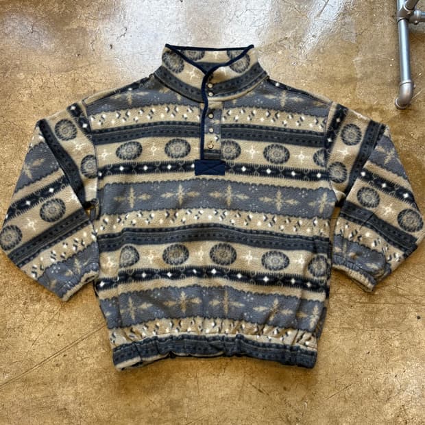 North River 빈티지 패턴 플리스 풀오버