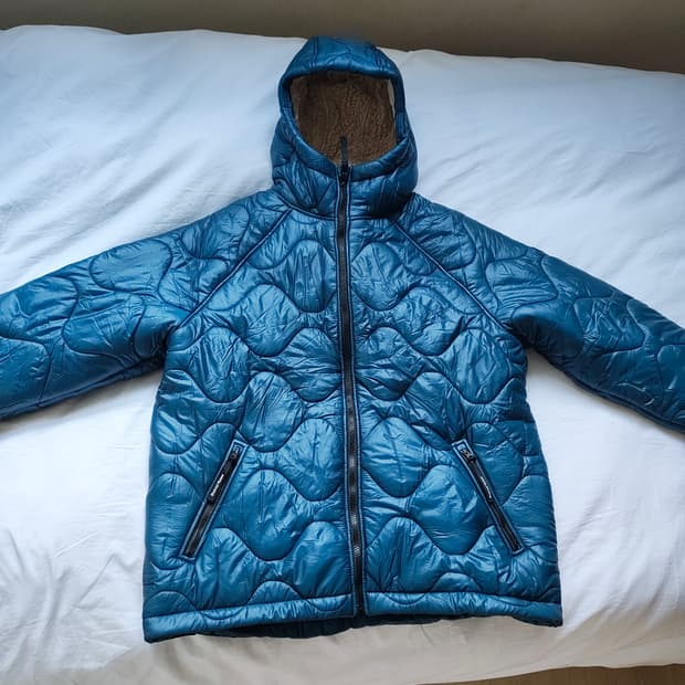 디스트릭트 비전 퀼티드 플리스