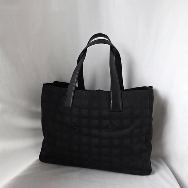 [정품 CHANEL] 샤넬 나일론 뉴트래블백 쇼퍼백 토트백