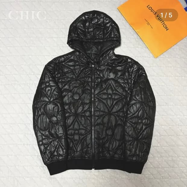 루이비통 플라워 모노그램 퀄티드 패딩 자켓