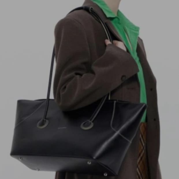 마지셔우드 보트 쇼퍼 블랙 플레인