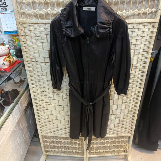 36/44-55 정품 프라다 가죽코트 팝니다