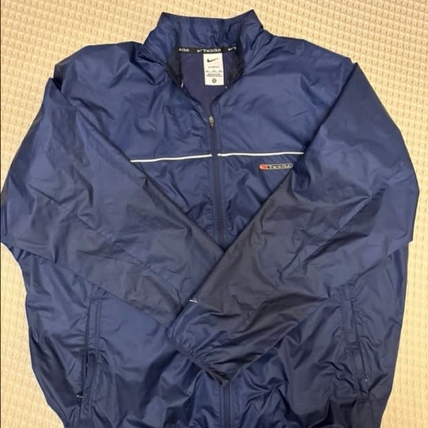 나이키 바람막이 
