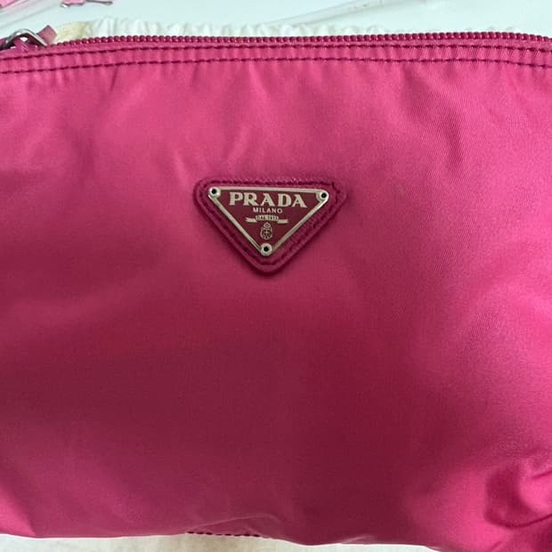 프라다 나일론 파우치