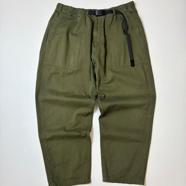 그라미치 피그먼트 와이드 테이퍼드 팬츠 PN8381