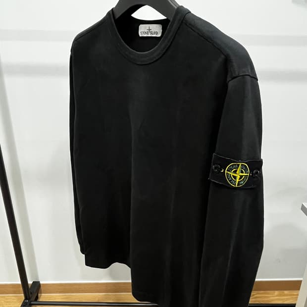 스톤 아일랜드 롱슬리브 L