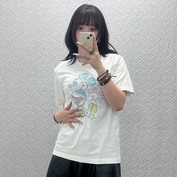유니클로 빈티지 캐주얼 키치 디즈니 미키마우스 반팔티 S C10775