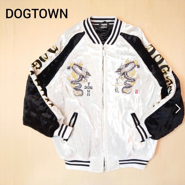 DOGTOWN black dragon스카쟌