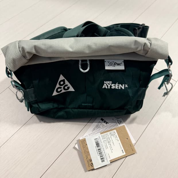 나이키 acg 아이센 패니 팩 DV4051-338 (빈티지 그린)