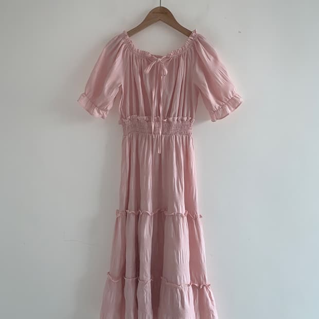 Ribbon frill smocked dress