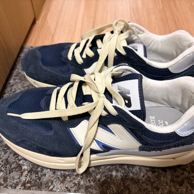 [285]뉴발란스 M5740VLB 네이비