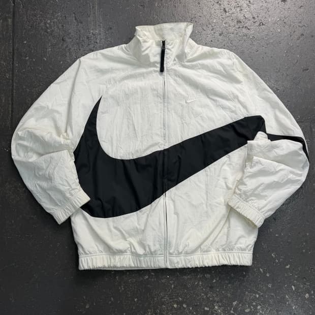 105 나이키 빅스우시 바람막이