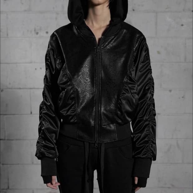 python shirring MA-1 jacket black 