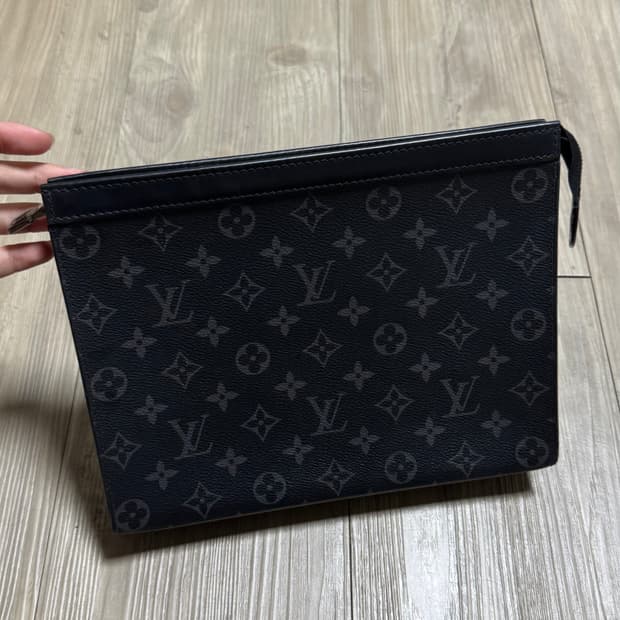 루이비통 포쉐트 보야주 클러치 mm