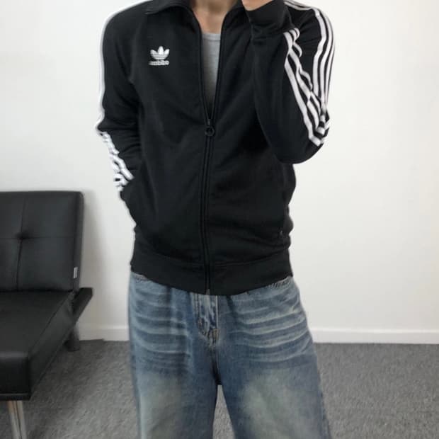 아디다스 정품 유로파 져지 검흰