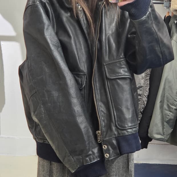 1990s U2 WMO A-2 에어포스 소가죽 레더자켓