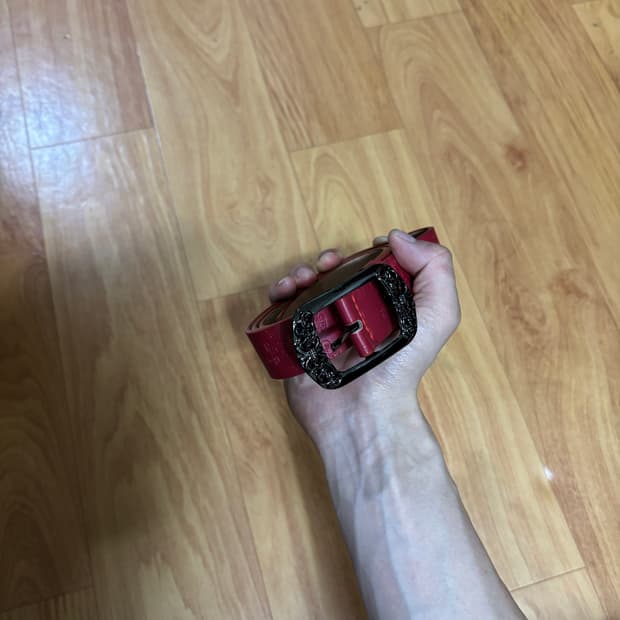 레드 엔틱 버클 빈티지 벨트