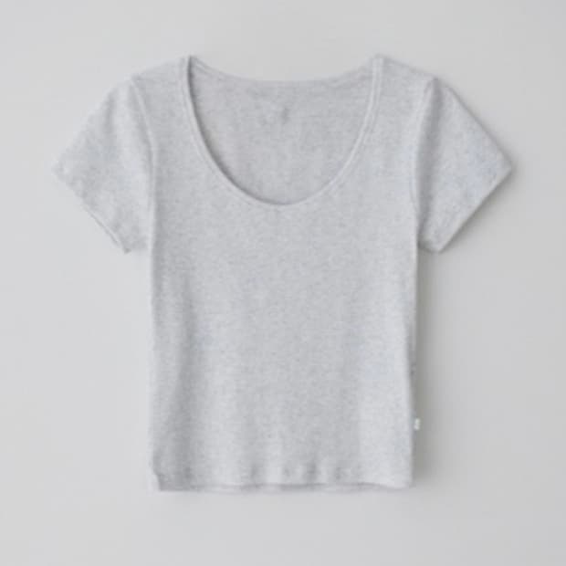 구함) 타낫 소프트 라인 리본 티셔츠 멜란지 화이트