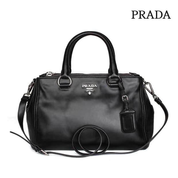 Prada 비텔로 레더 토트백