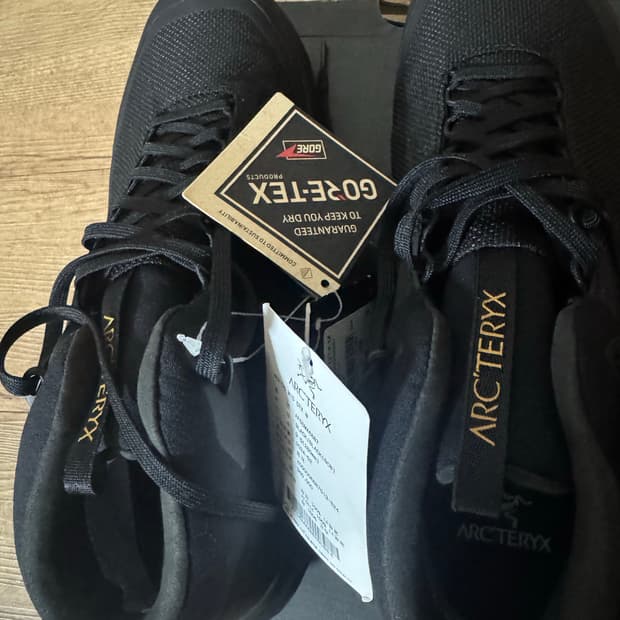 아크테릭스 에어리어스 미드 gtx 280 새상품