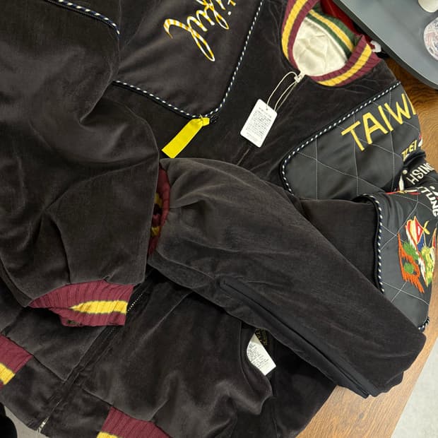 캐피탈 벨벳 자켓 