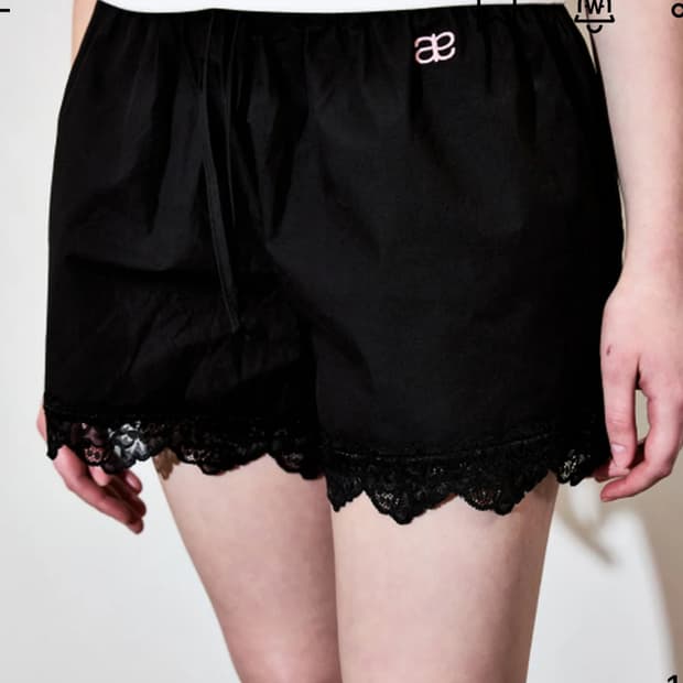 베테제 오브에 레이스 포인트 숏 팬츠 (Black)