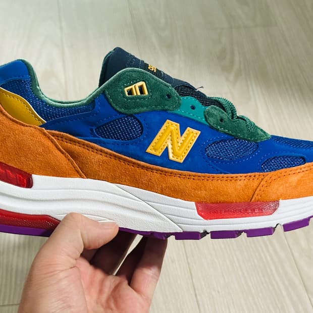 뉴발란스 992 메이드 인 USA 멀티컬러 (260사이즈)