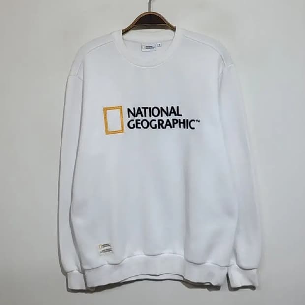 (M) 내셔널지오그래픽 스웨트 화이트 빅로고 맨투맨 티셔츠 