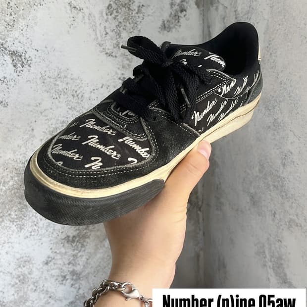 Number (n)ine 05aw ths fender sneakers