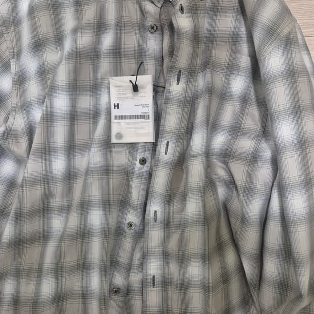 해칭룸 옴브레 셔츠 올리브 4사이즈