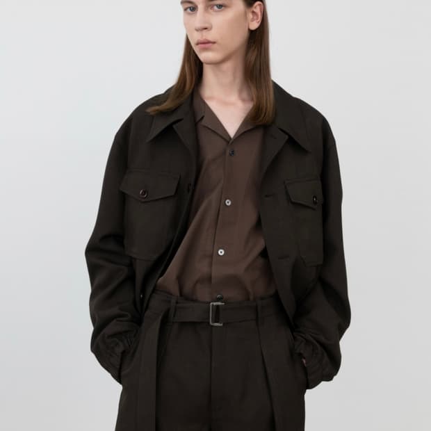 인사일런스 22fw sasaki 포인티드 칼라 블루종+벨티드 팬츠 셋업