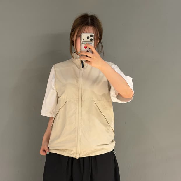 Mcgregor hidden pocket vest zip-up