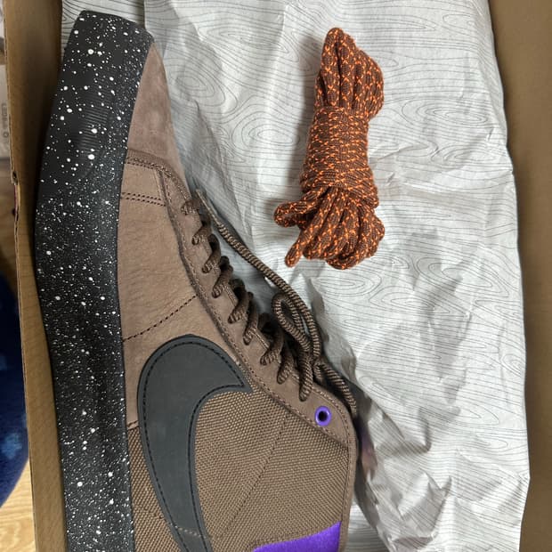 나이키 sb 줌 블레이저 미드 275