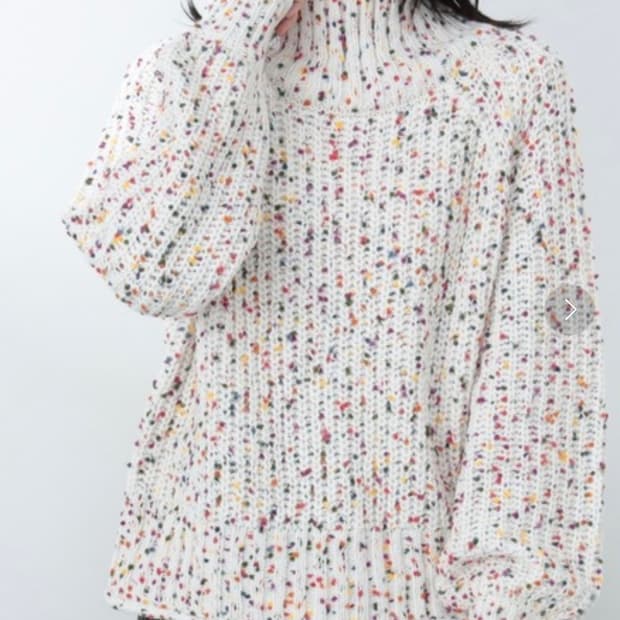 빔즈 하트 컬러 냅 니트 (오프 화이트)