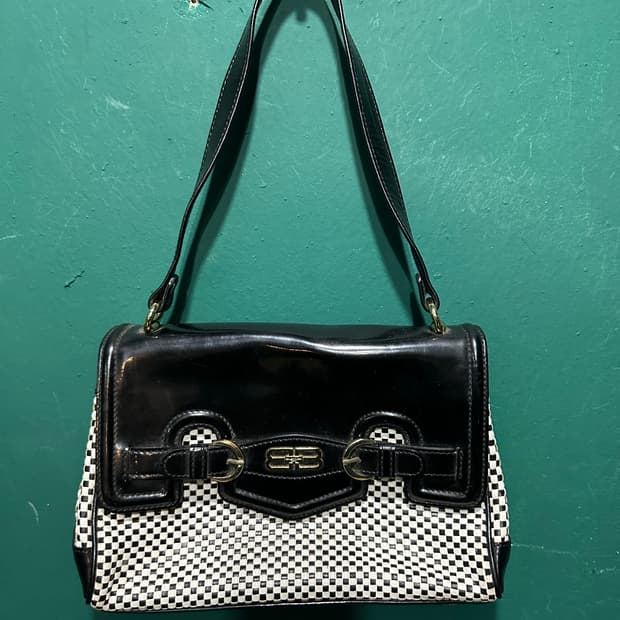 발렌시아가 체커보드 숄더백