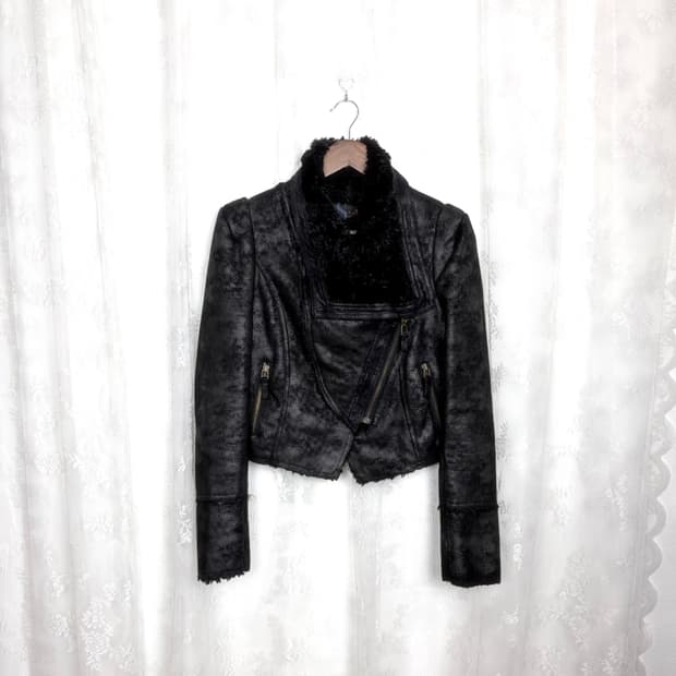 VINTAGE OUTER