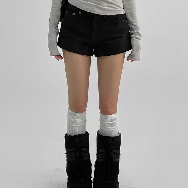 블랙업 핫크 논페이드 숏 팬츠 블랙 L