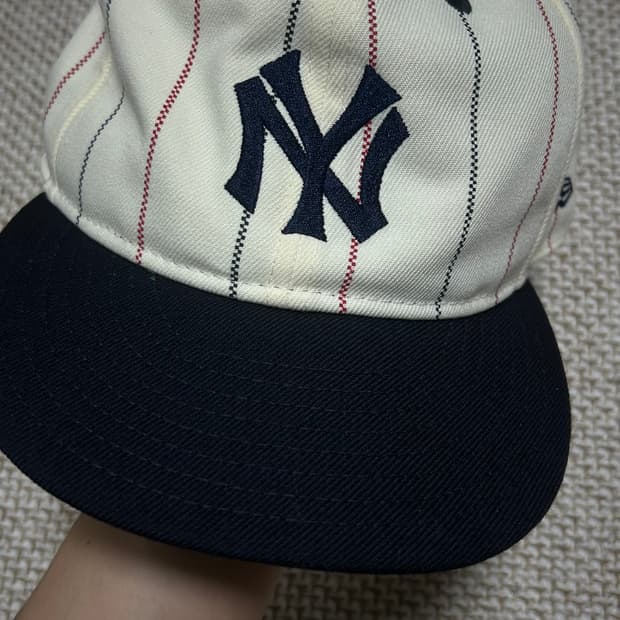 뉴에라 59 스트라이프 캡