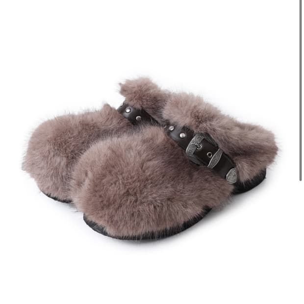 (새상품) 레씨토 버클 퍼 클로그 gray