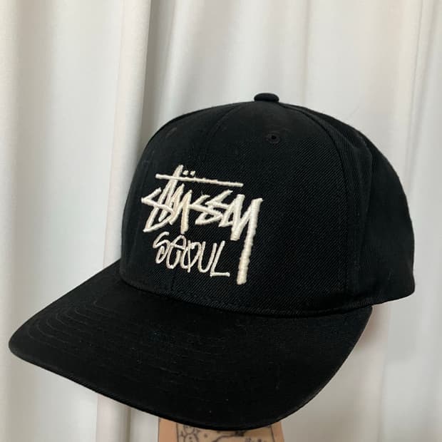 스투시 서울 스냅백 00s