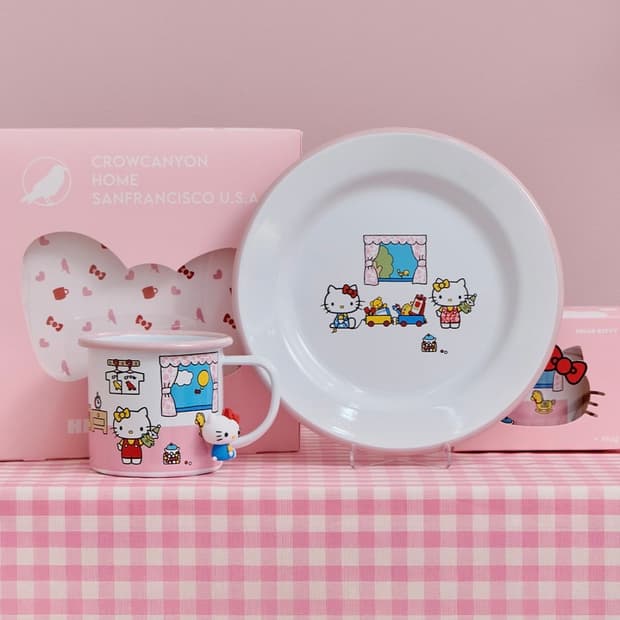 크로우캐년 헬로키티 플레이트 핑크 미개봉 새상품