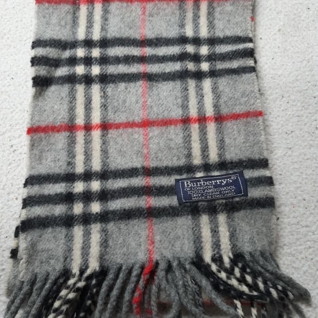 버버리 램스울 숏머플러