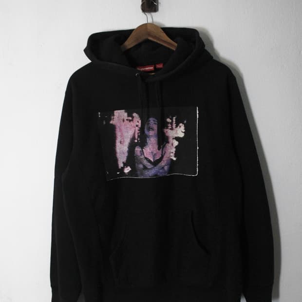 슈프림Supreme Madonna Burning Hodie 
