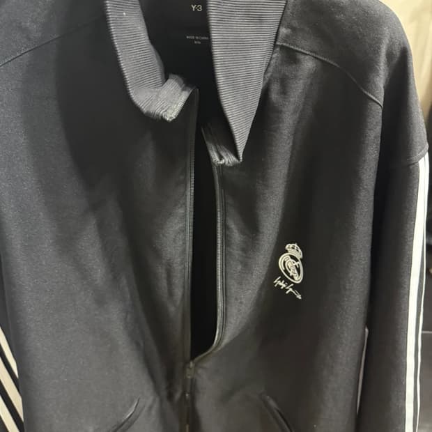 y-3 레알 트랙탑