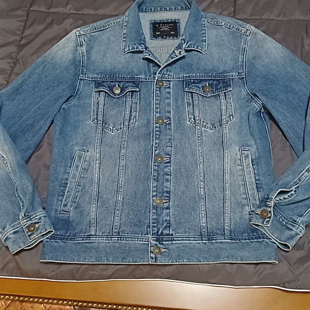 지오다노 청자켓 105 가슴59 기장70