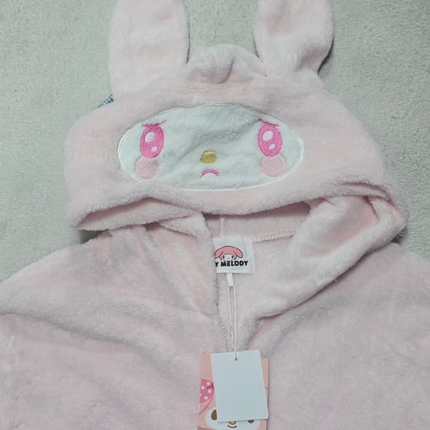 Sanrio Mymelody 슬픈토끼 후드집업 ㅠㅠ