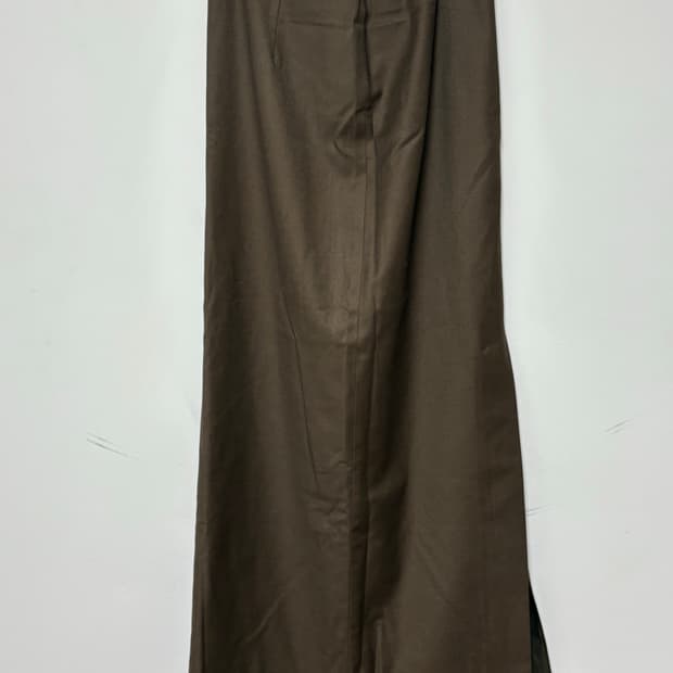 악토브헤 90‘s maxi skirt brown